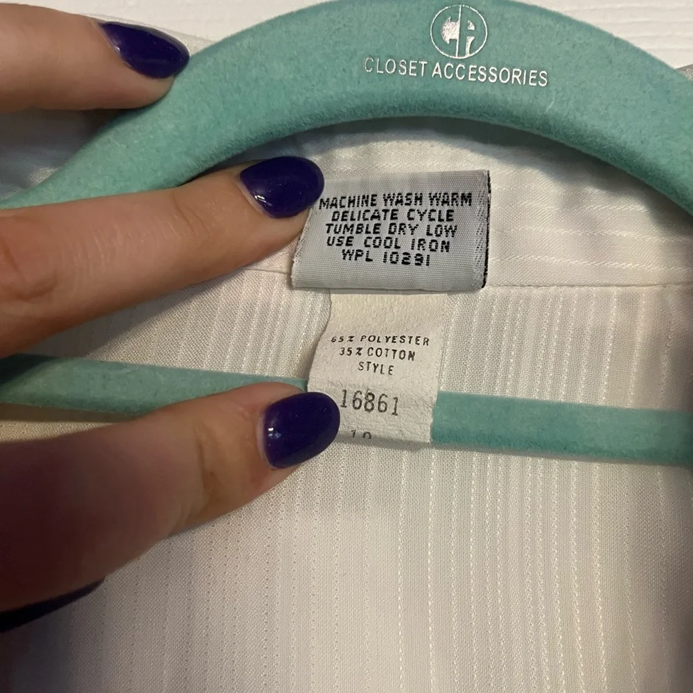 White Ruffled Blouse - Picture 5 of 5